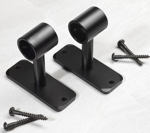 Closed loop bracket for curtain pole